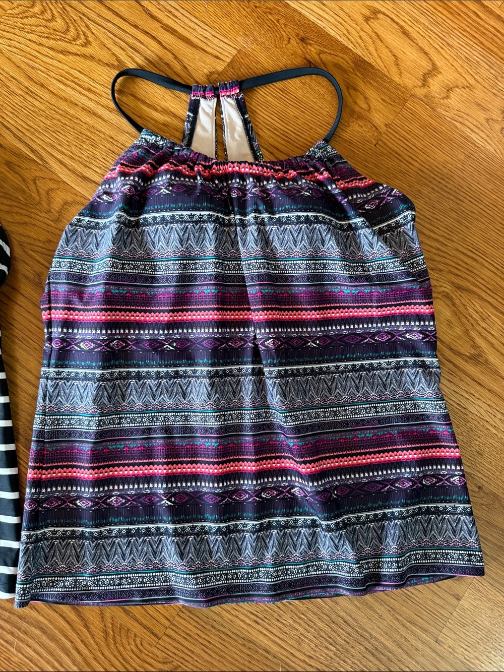 Kona Sol Tankini Swim Top Bundle Size L Black & White Stripe + Abstract Print - Picture 3 of 11